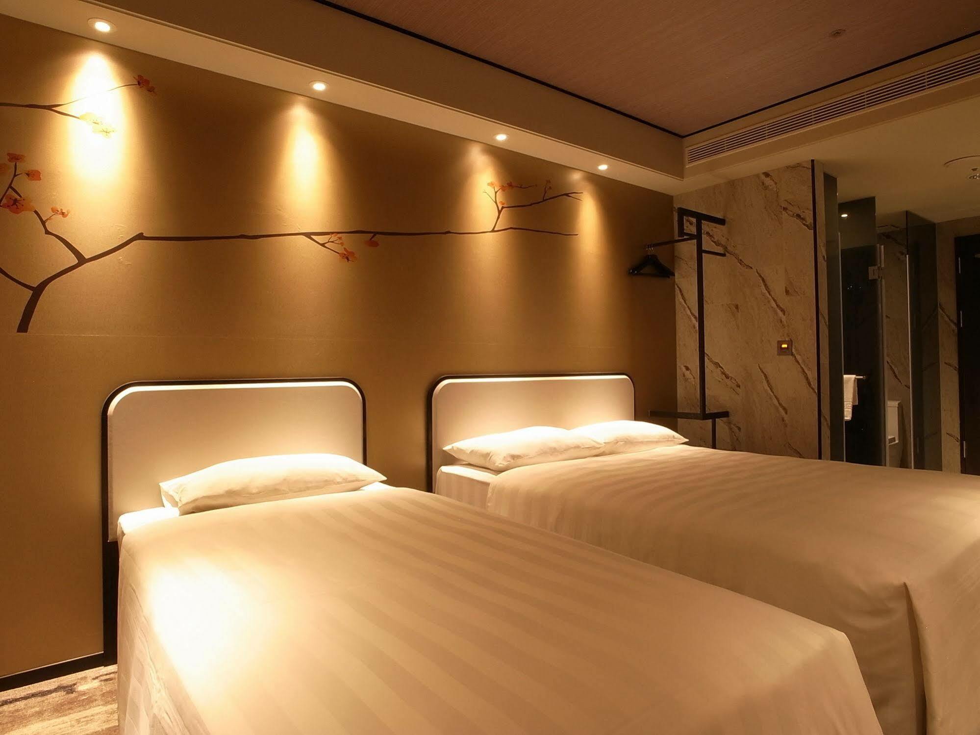Hotel Midtown Richardson - Kaohsiung Bo'Ai מראה חיצוני תמונה