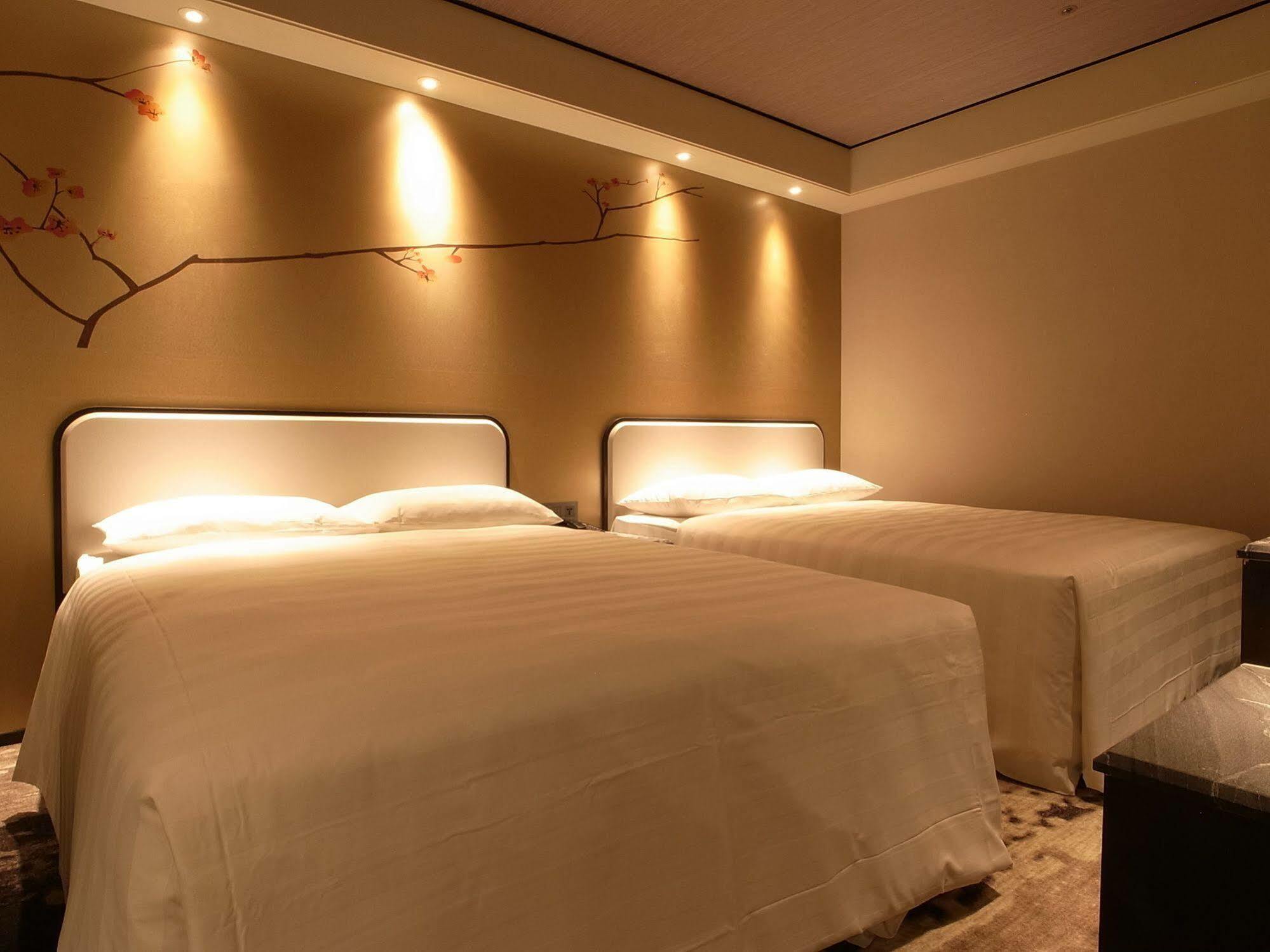 Hotel Midtown Richardson - Kaohsiung Bo'Ai מראה חיצוני תמונה