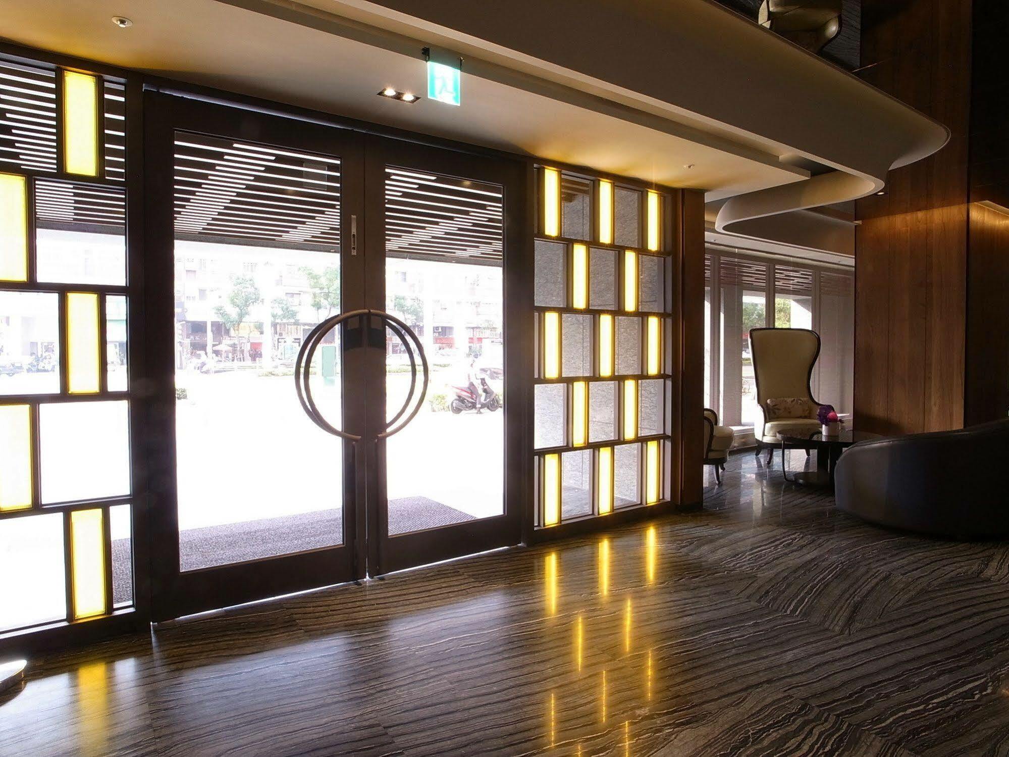 Hotel Midtown Richardson - Kaohsiung Bo'Ai מראה חיצוני תמונה